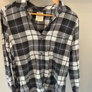 Women's American Eagle Flannel Shirt